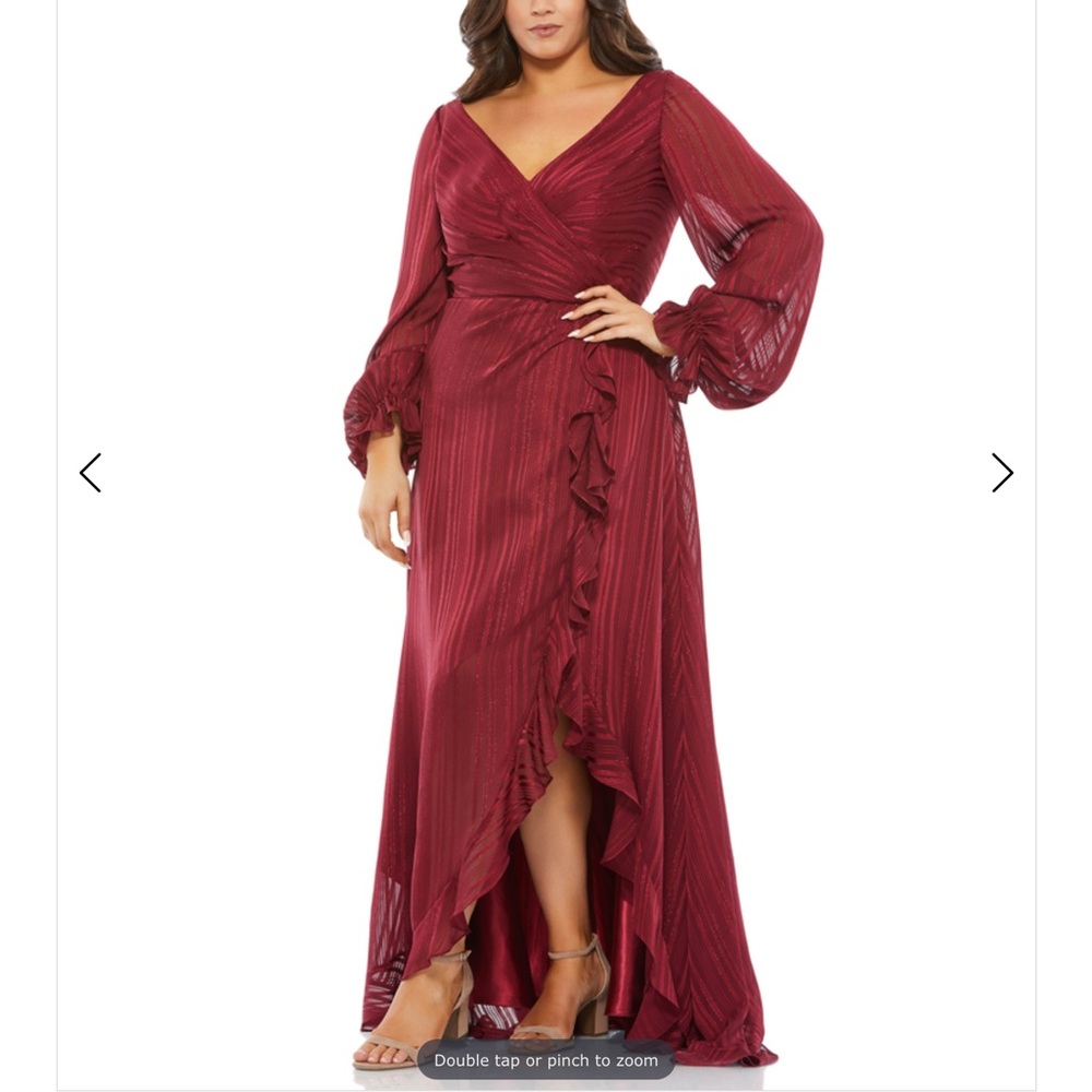 Mac Duggal Elegant Burgundy Evening Gown NEW WITH TAGS